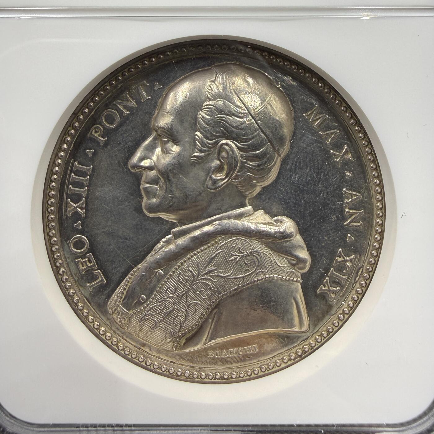 「木头集藏」“ 新岁撷珍”——章牌精品专场！ BIANCHI～1896年梵蒂冈教皇利奥十三世“教会合一”纪念银章，直径：44 mm，品相不错！