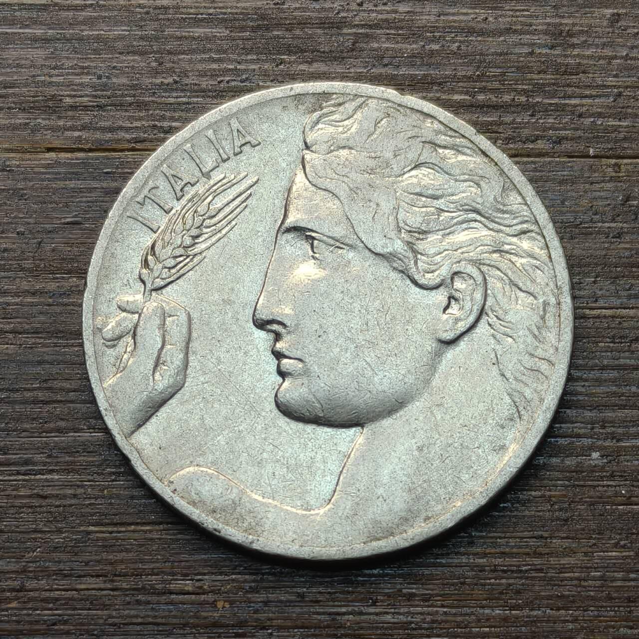 【铜匠收藏】★第146★散币专场 不寄存，30包邮。不满30元，支付5元运费。《接受代拍 代送NGC评级》 95【无寄存】意大利 1911年 20分 镍币 维托里奥埃马努埃莱三世