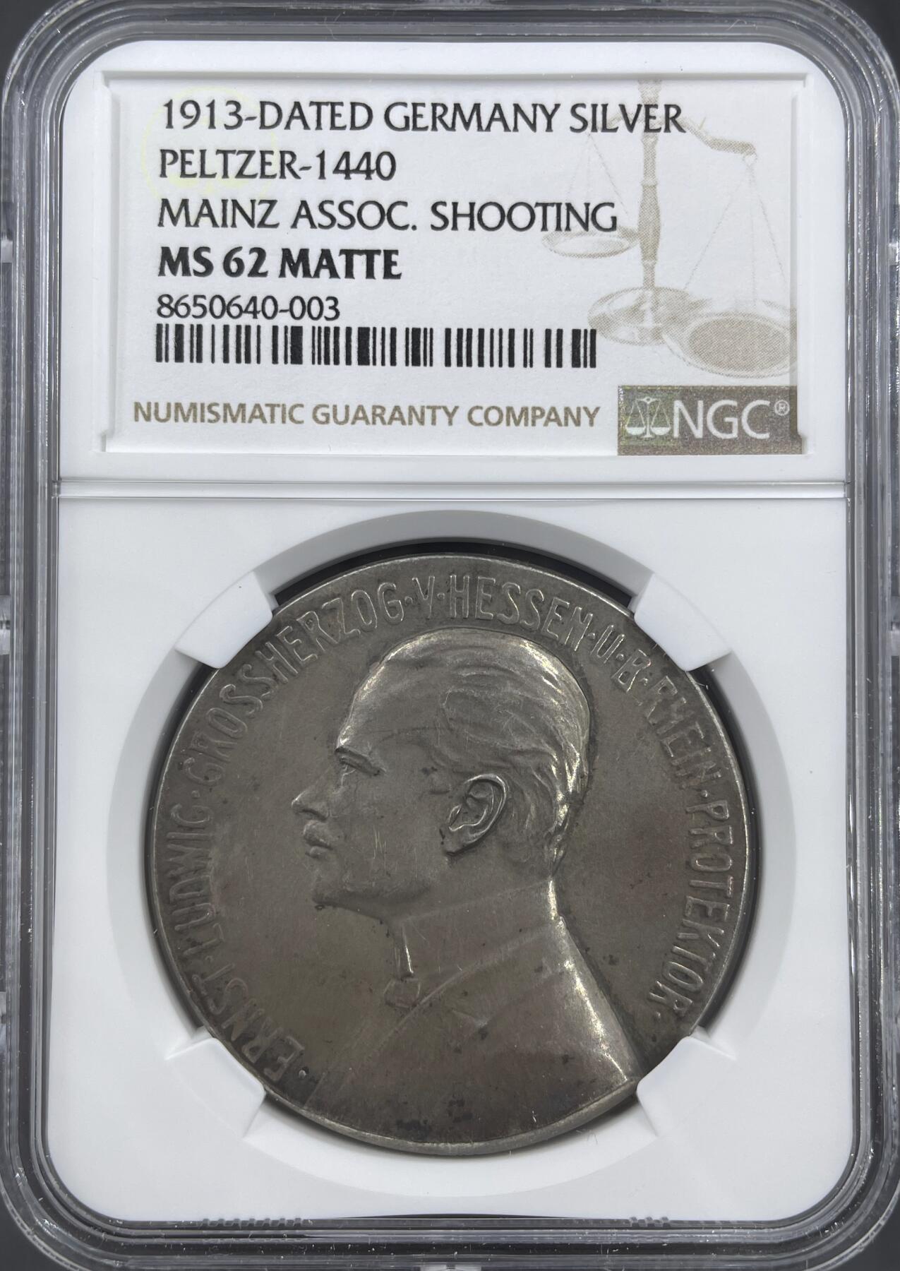 「木头集藏」“ 新岁撷珍”——章牌精品专场！ M. Rückert～1913年德国美因茨第26届协会射击节银章，MS62 Matte，直径：41mm，30 g，正面是黑森大公国恩斯特·路德维希大公，背面是美因茨莱茵河畔美丽的城市风光。