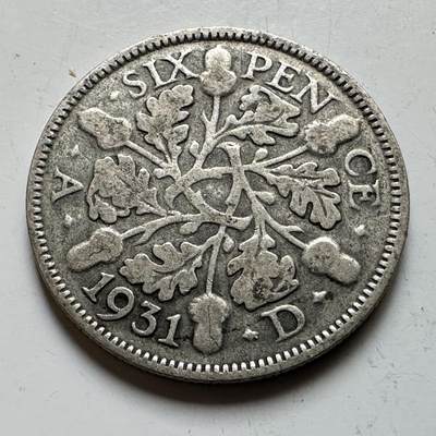 🌹外币初藏🌹🐯2026年第17场 快递将在12号停运 年前需发货的抓紧 ，年后正月十五恢复发货 - 英国1931年六便士银币 2.83克50%银