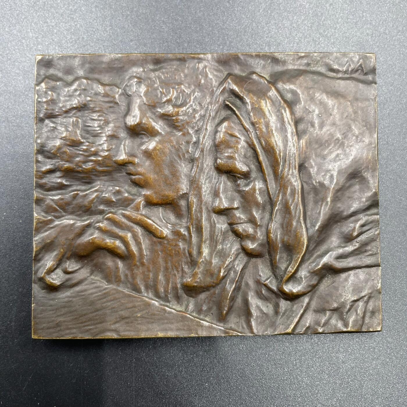 「木头集藏」“ 新岁撷珍”——章牌精品专场！ Michel Cazin～1904年SAMF作品21号作品“风平浪静”铜章。尺寸：66 × 81 mm，182 g,边铭：丰饶角 BRONZE 火蝾螈 限量编号186，铜章铸量132枚，大尺寸很有手感，品相不错，SAMF协会章是法国新艺术章牌最杰出的代表，历来受到章牌收藏者的追捧。