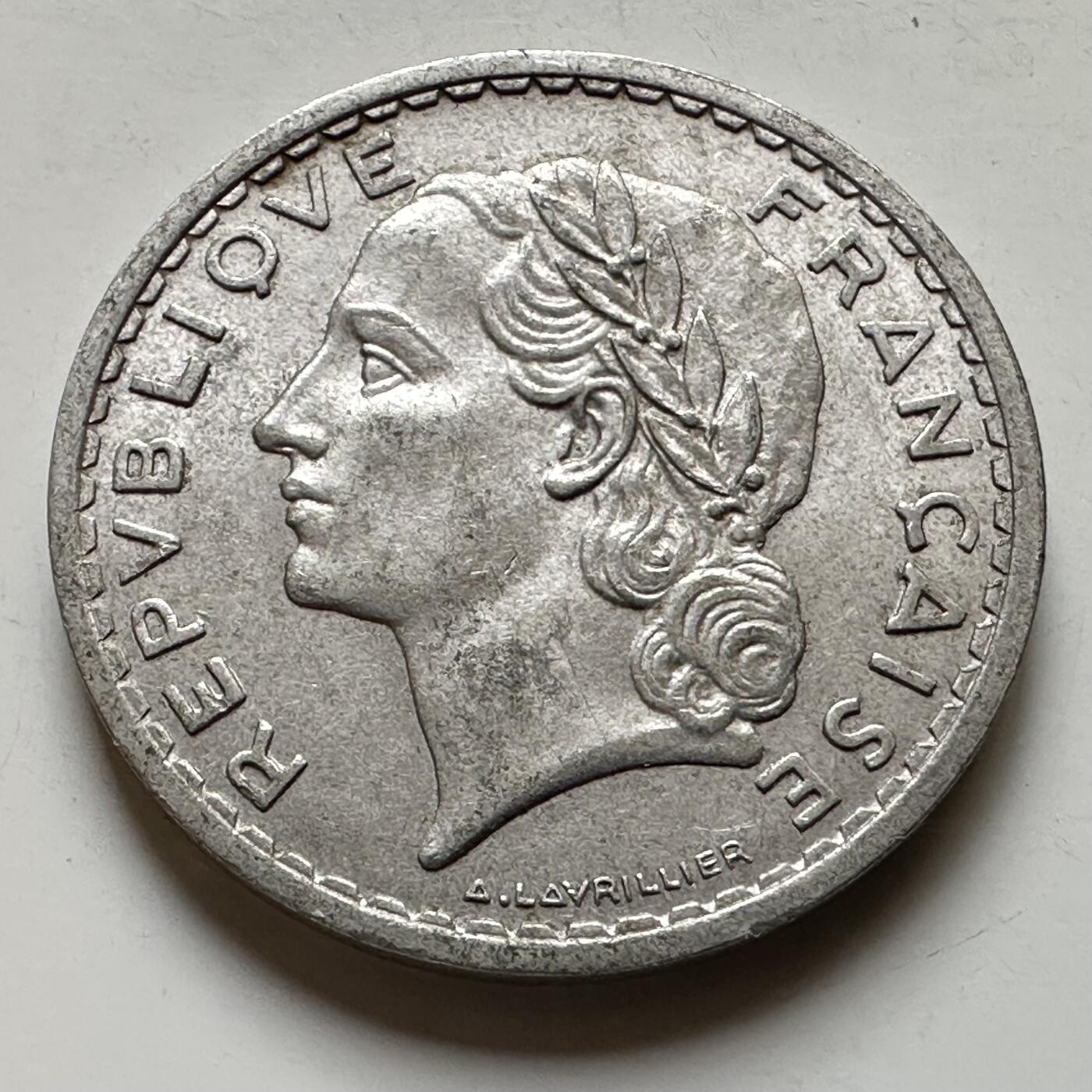 🌹外币初藏🌹🐯2026年第17场 快递将在12号停运 年前需发货的抓紧 ，年后正月十五恢复发货 法国1949年5法郎 B版