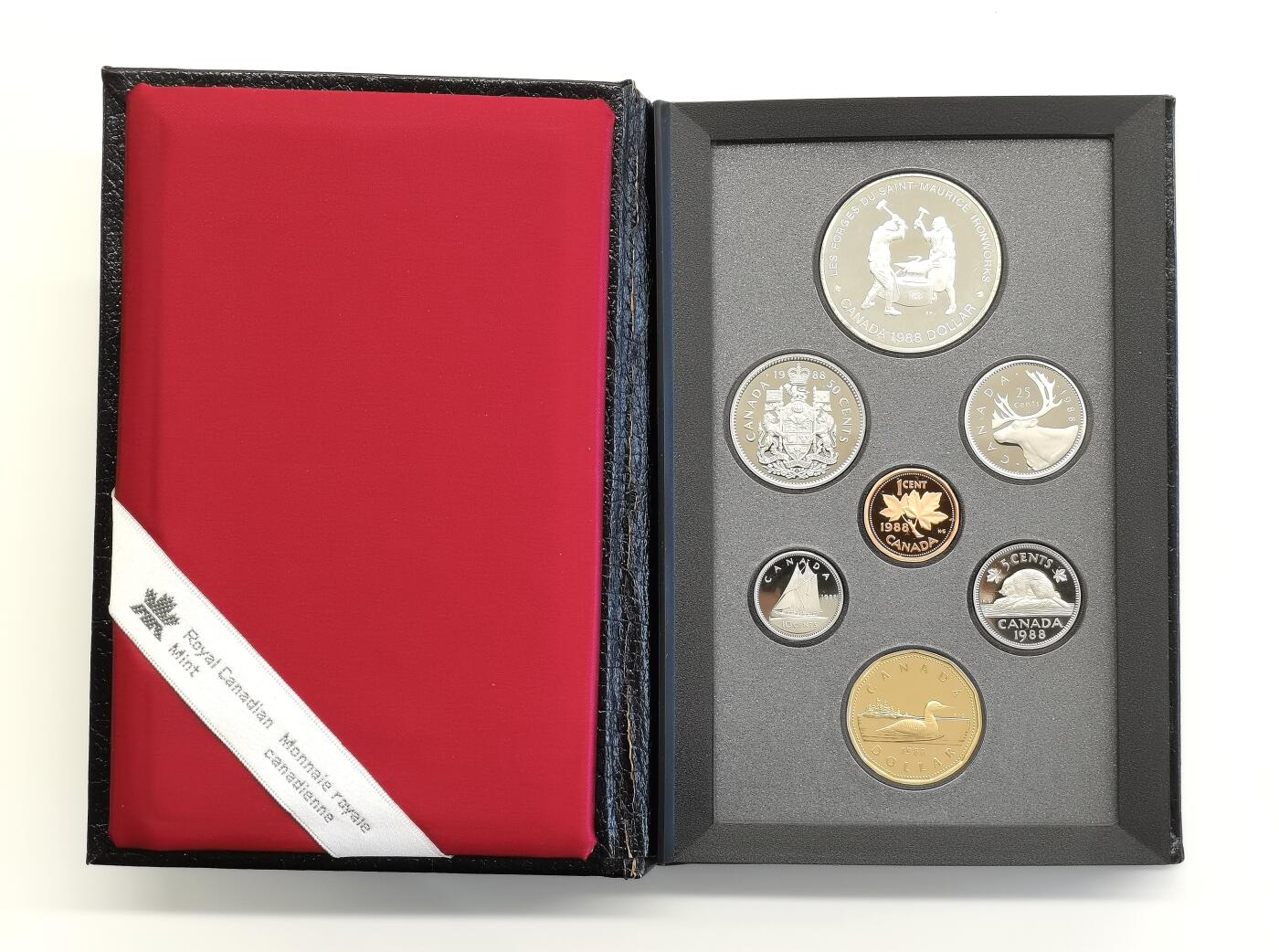 博洋堂“心向春光”2月精品大拍专场暨第160期（全场包邮） 加拿大1988年7枚精制套币，原盒装
