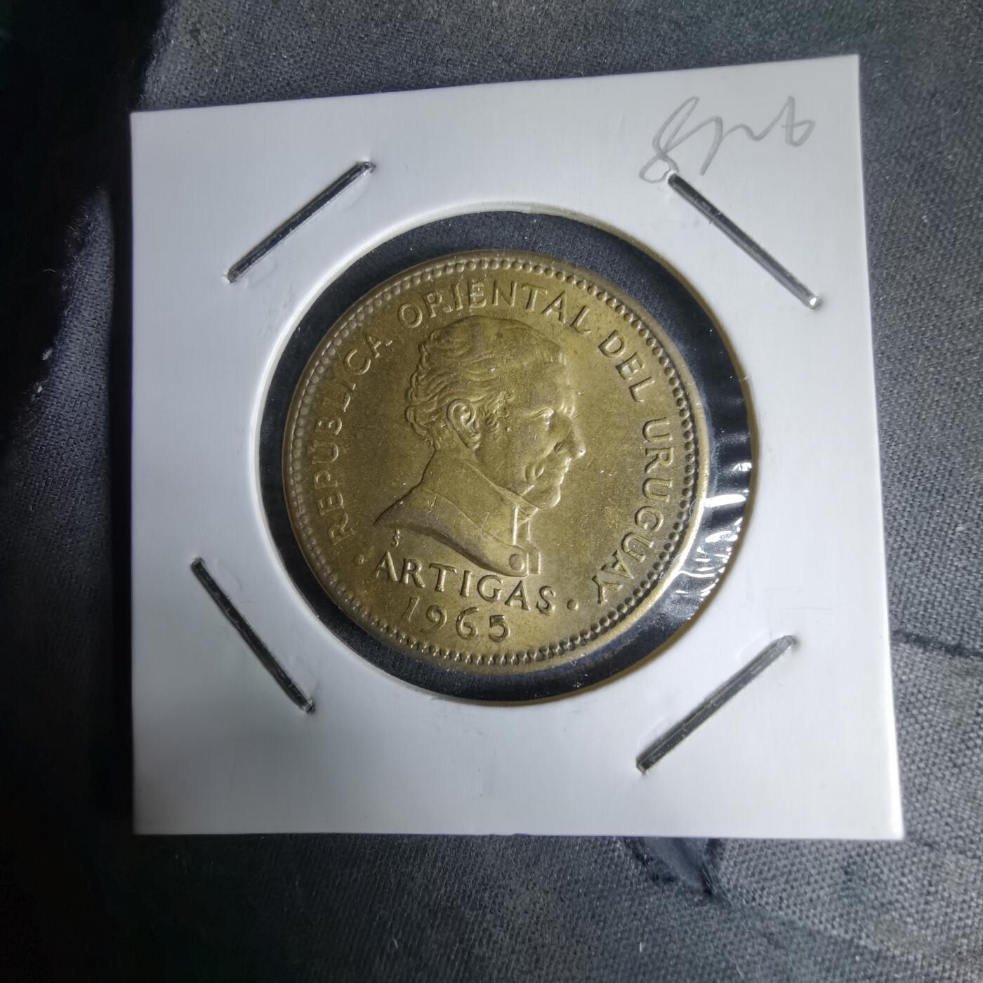 沼泽如烟--第987场 乌拉圭1965年10比索