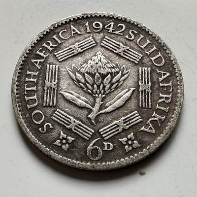 🌹外币初藏🌹🐯2026年第17场 快递将在12号停运 年前需发货的抓紧 ，年后正月十五恢复发货 - 英属南非1942年六便士银币 2.83克80%银