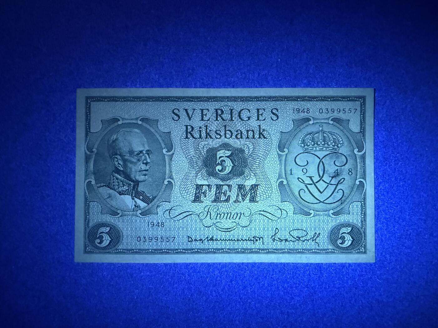 《艾美收藏》第231期-2.8周日外币精品(春节前收官)-世界最佳纸币特辑 瑞典5克朗 UNC 1948年 古斯塔夫五世国王诞辰90周年纪念钞 无4