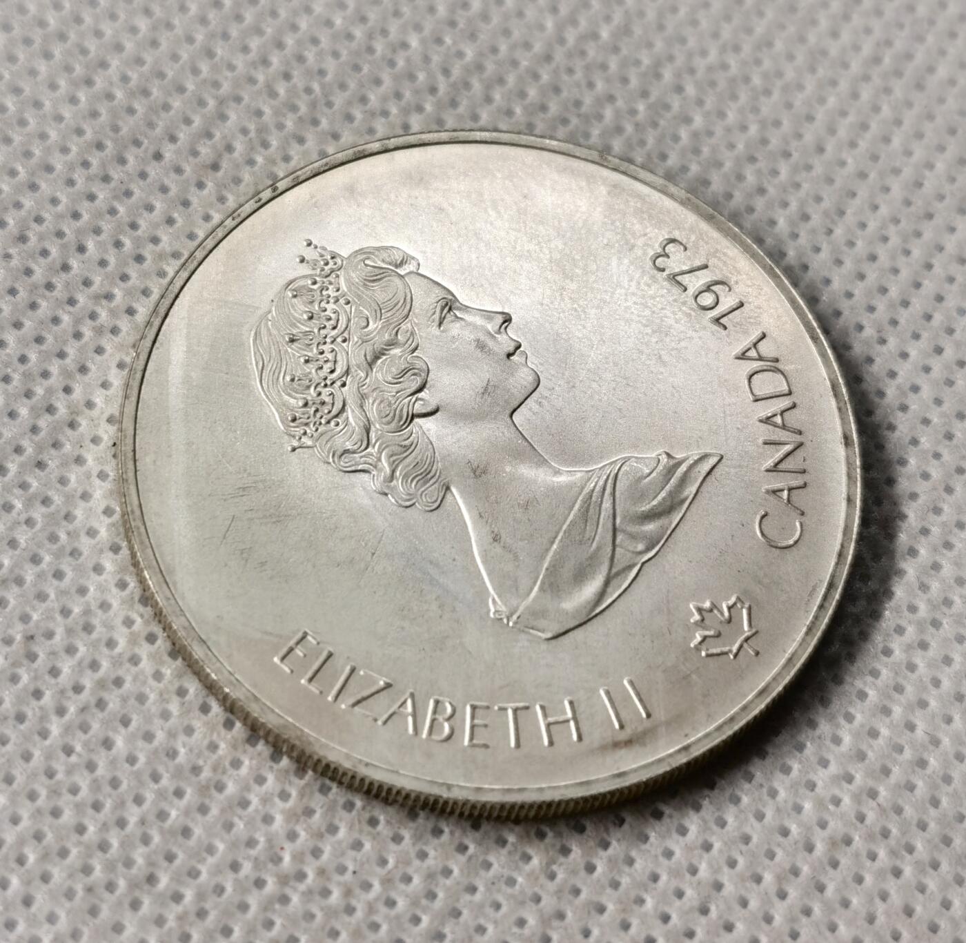 甄臻铺-世界币章拍卖（第49期）精品场拍品征集中，送拍享返佣金等优惠多多