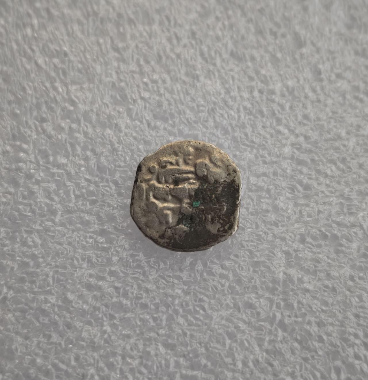 瓶子🏺第228期拍卖会  哥疾宁王朝打制银币