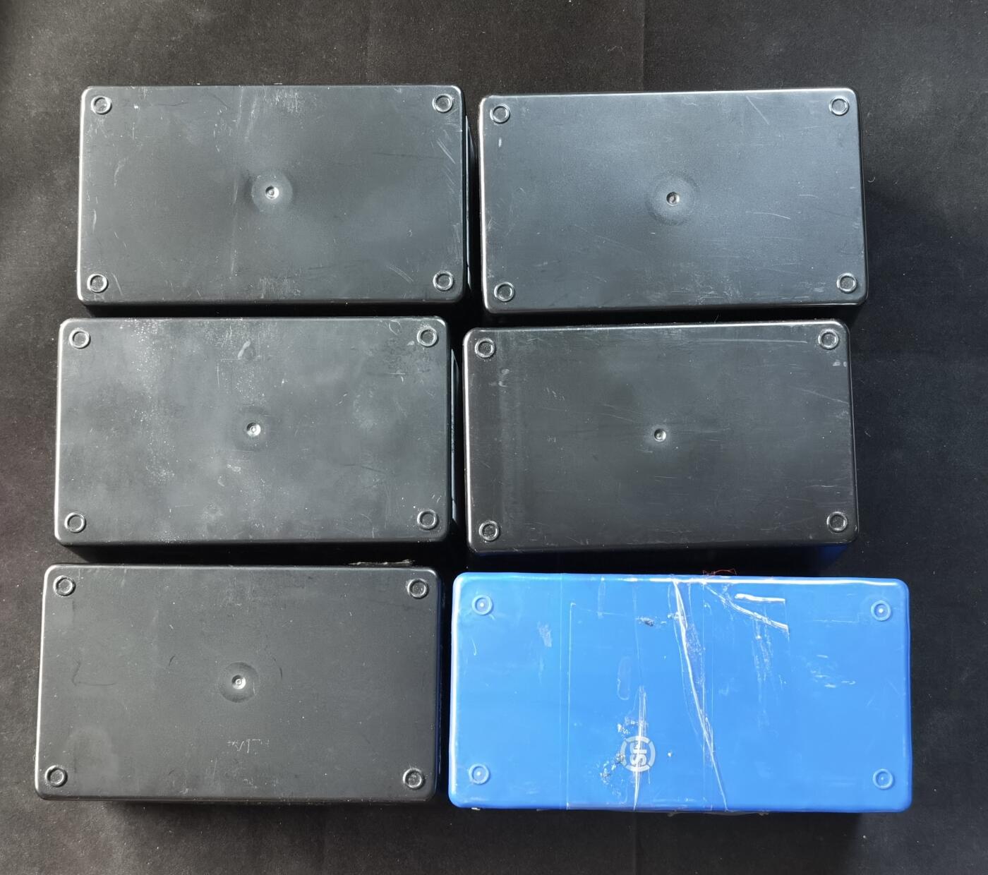 甄臻铺-世界币章拍卖（第49期）精品场拍品征集中，送拍享返佣金等优惠多多 PCGS10枚评级币收纳盒5个，保粹10枚评级币收纳盒1个