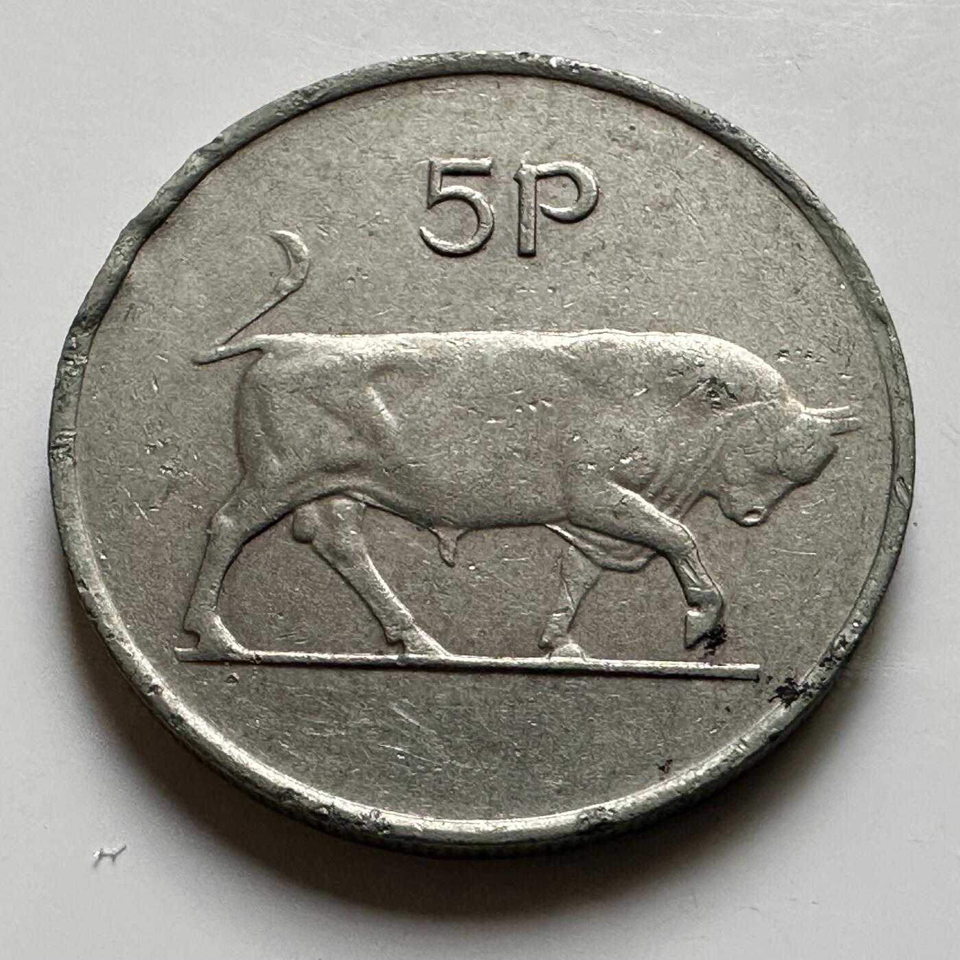 🌹外币初藏🌹🐯2026年第17场 快递将在12号停运 年前需发货的抓紧 ，年后正月十五恢复发货 爱尔兰1982年5便士