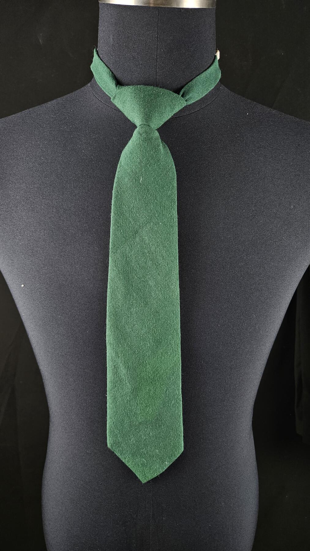 0元起拍勋章 第332期 咸鱼国勋章拍卖专场 2月8日（周日）下午6：00开始 东德警务边防领带