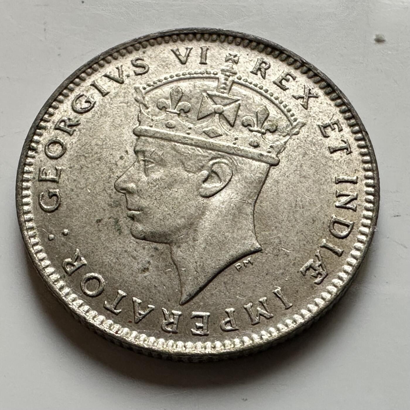 🌹外币初藏🌹🐯2026年第17场 快递将在12号停运 年前需发货的抓紧 ，年后正月十五恢复发货 英属东非1937年50分银币 登基年原光