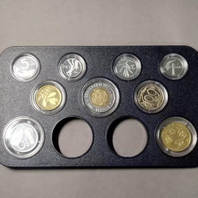 长老汇蛇年精选第九十八场拍卖 - 意大利1993年精制套币，含200Lira和500Lira精制纪念币，新版100Lira首发，量8500套