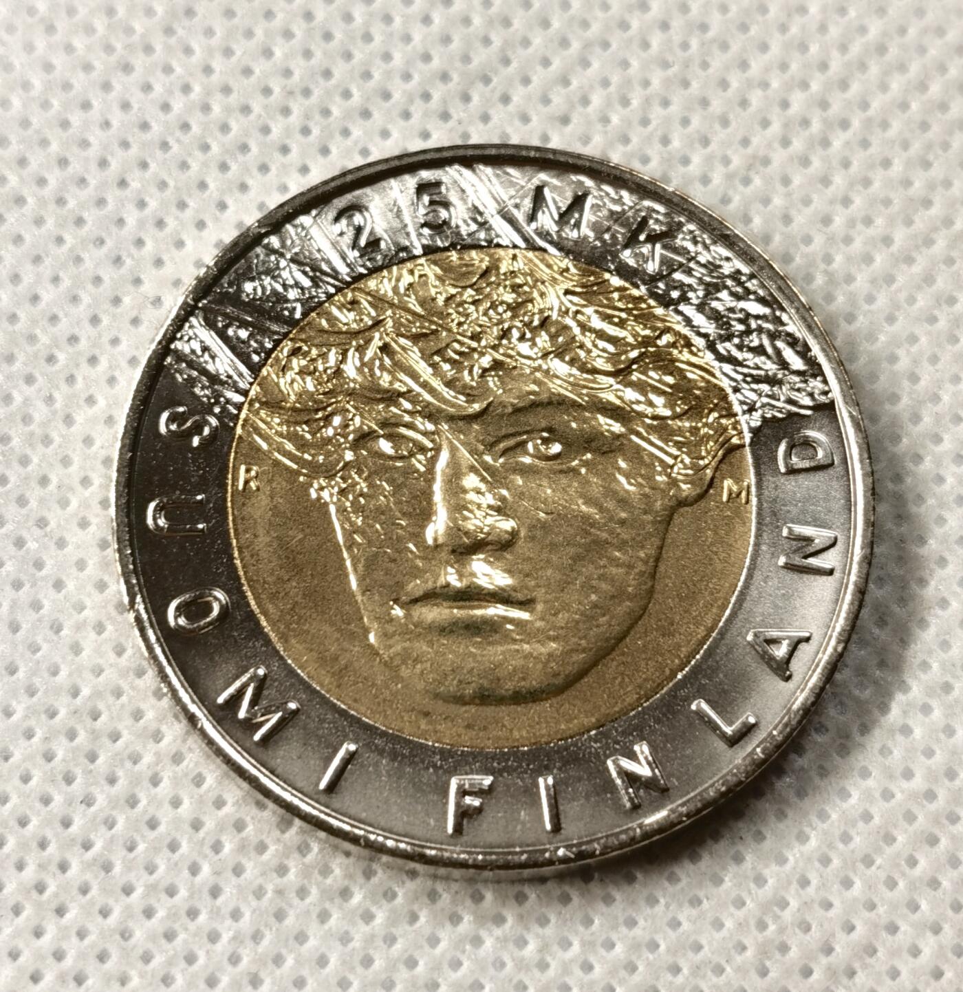 甄臻铺-世界币章拍卖（第49期）精品场拍品征集中，送拍享返佣金等优惠多多