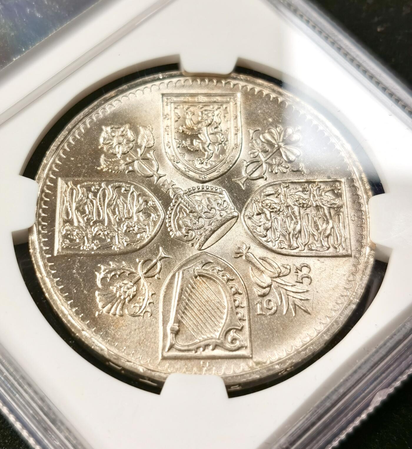 甄臻铺-世界币章拍卖（第49期）精品场拍品征集中，送拍享返佣金等优惠多多