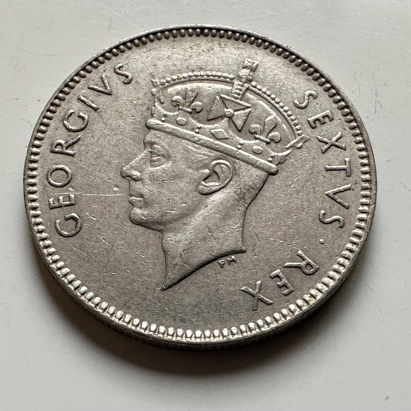 🌹外币初藏🌹🐯2026年第17场 快递将在12号停运 年前需发货的抓紧 ，年后正月十五恢复发货 英属东非1952年50分 