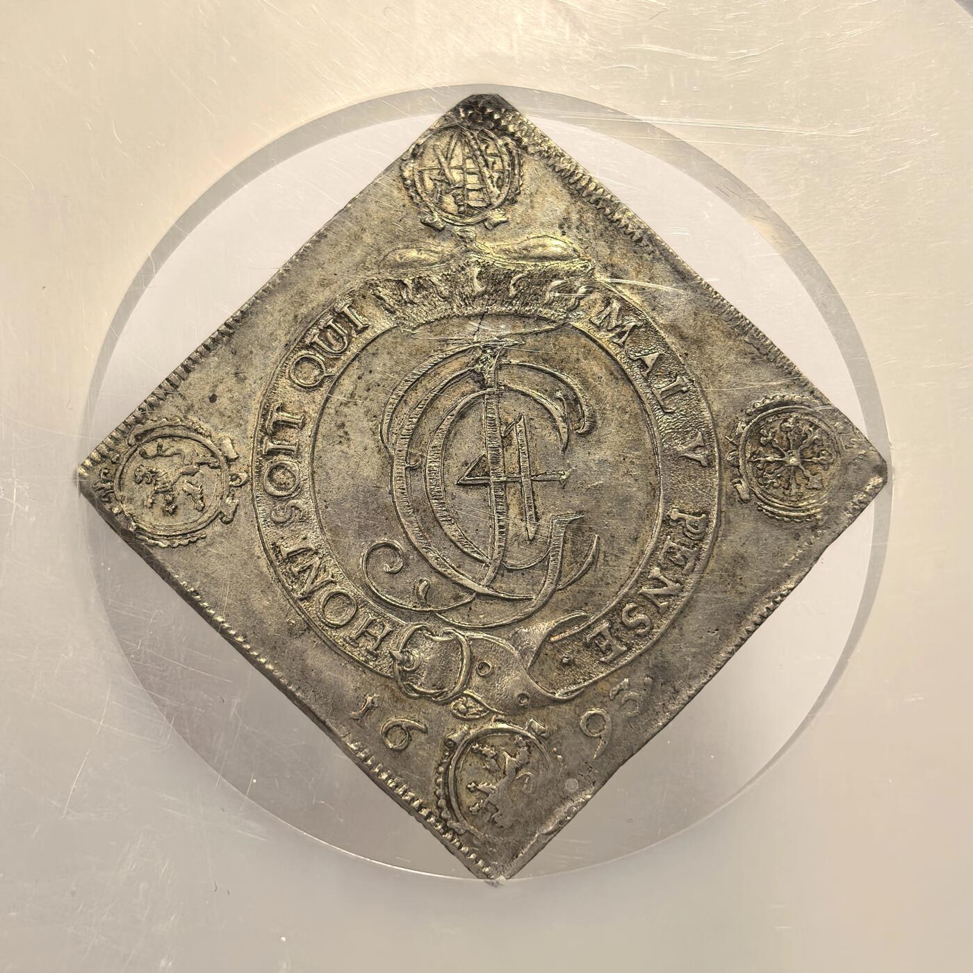 博洋堂“心向春光”2月精品大拍专场暨第160期（全场包邮） NGC MS62 1693年德国萨克森方型泰勒Klippe 纪念约翰奥格尔格四世接受嘉德勋章而铸造的馈赠币，深打带底光，设计精美，非常漂亮