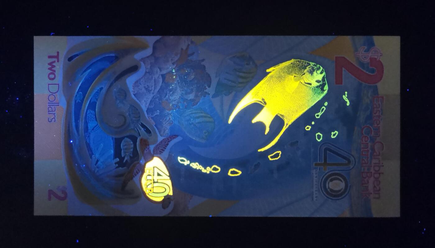 《艾美收藏》第231期-2.8周日外币精品(春节前收官)-世界最佳纸币特辑 东加勒比2023年首发AA冠2元UNC无47，央行成立40周年纪念钞，IBNS获奖钞 Pick#60a	陈