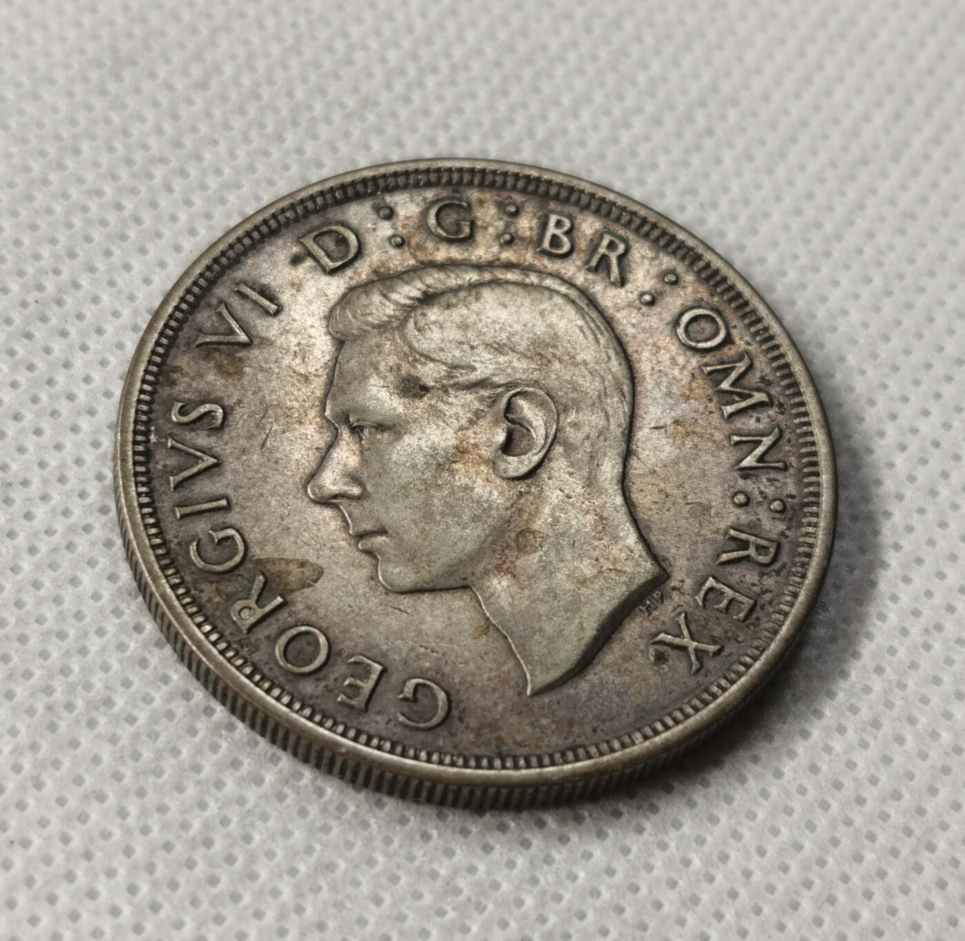 甄臻铺-世界币章拍卖（第49期）精品场拍品征集中，送拍享返佣金等优惠多多