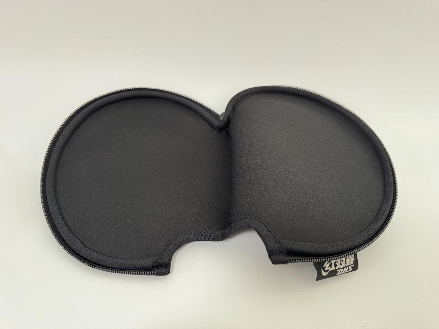 零元拍：男子乒乓球大满贯得主，国乒男队主教练王皓指导亲签王导自用红双喜乒乓球拍套！