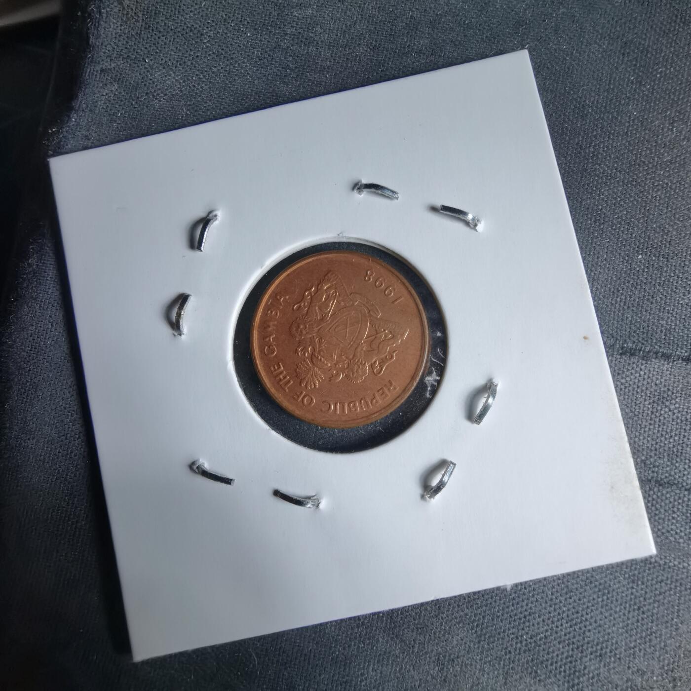 沼泽如烟--第987场 冈比亚1998年1布图