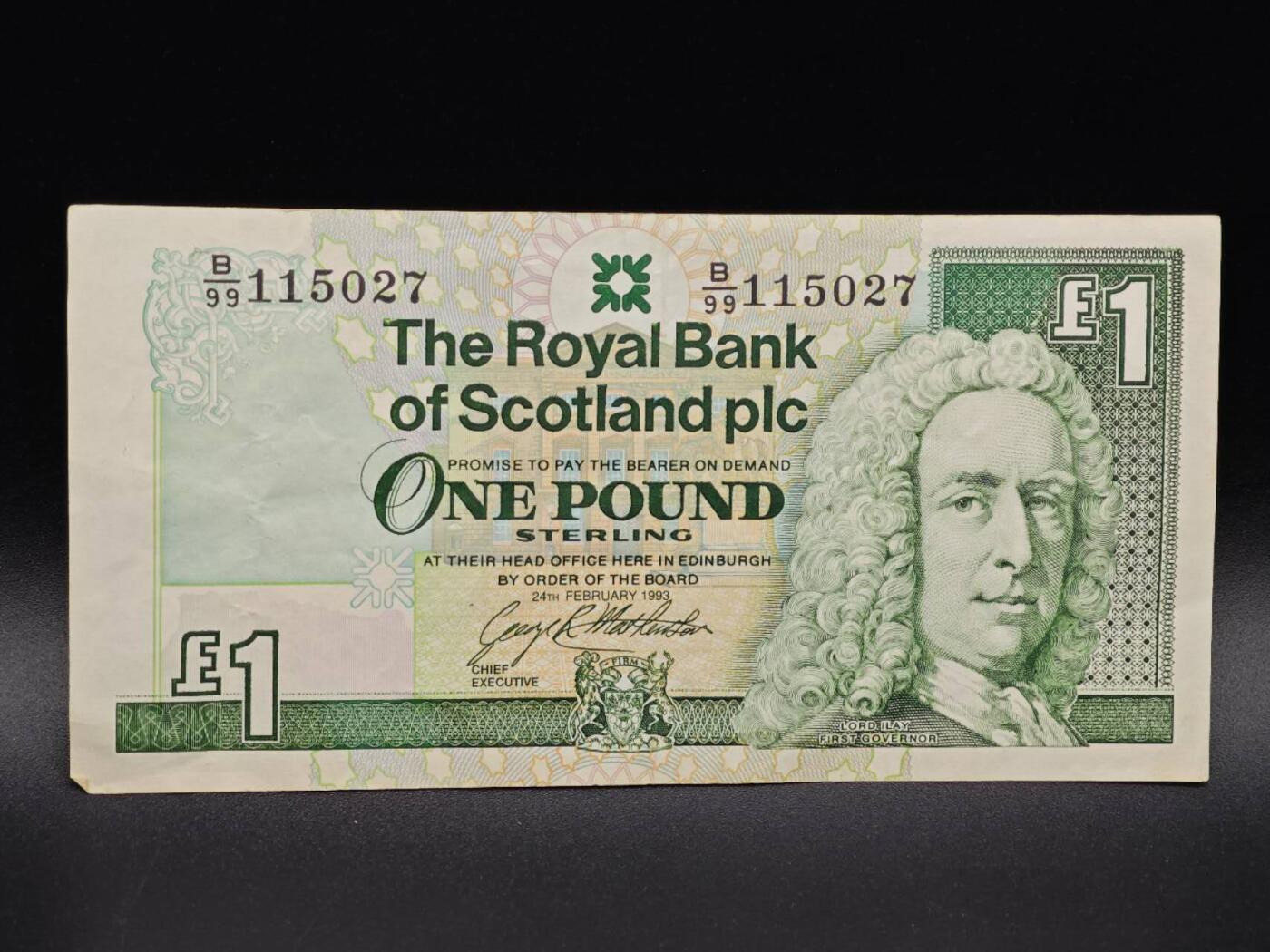 【淘币小摊】实时拍第八百六十五拍   纸币场    年前最后一周之前预留预留8号9号全部发出请更换最新收货地址不方便收货的请勿参拍或者顺丰到付 英国苏格兰皇家银行一镑纸币【有折】