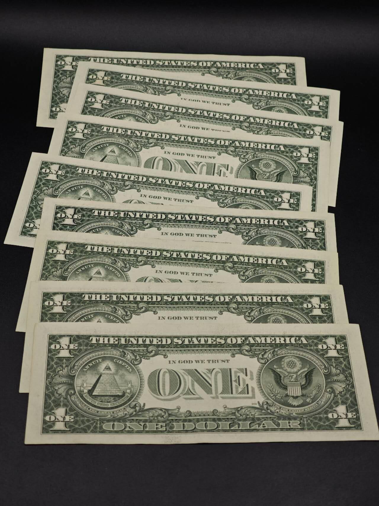 【淘币小摊】实时拍第八百六十五拍   纸币场    年前最后一周之前预留预留8号9号全部发出请更换最新收货地址不方便收货的请勿参拍或者顺丰到付 美国一美元纸币9张【有折】