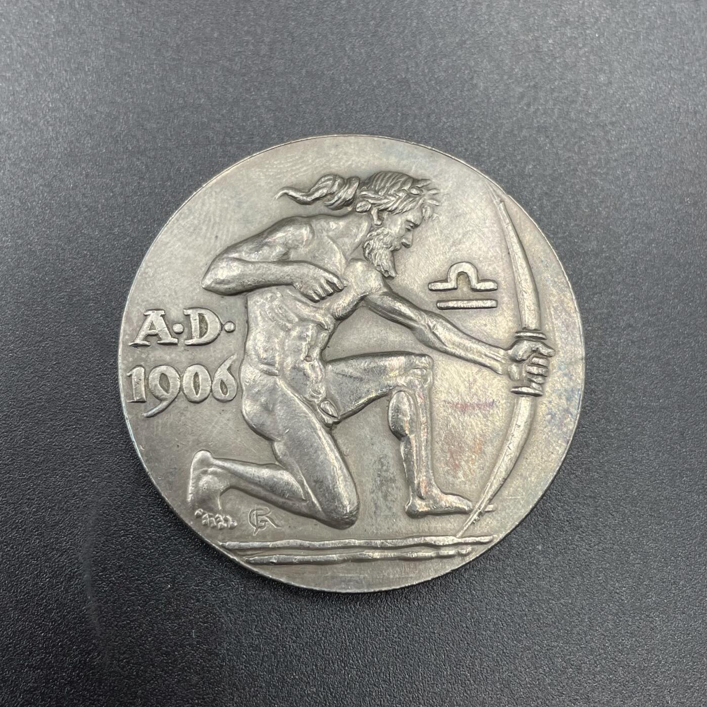 「木头集藏」“ 新岁撷珍”——章牌精品专场！ Georg Römer～1906年德国慕尼黑第15届联邦射击节银章 ，直径：38mm，30克。