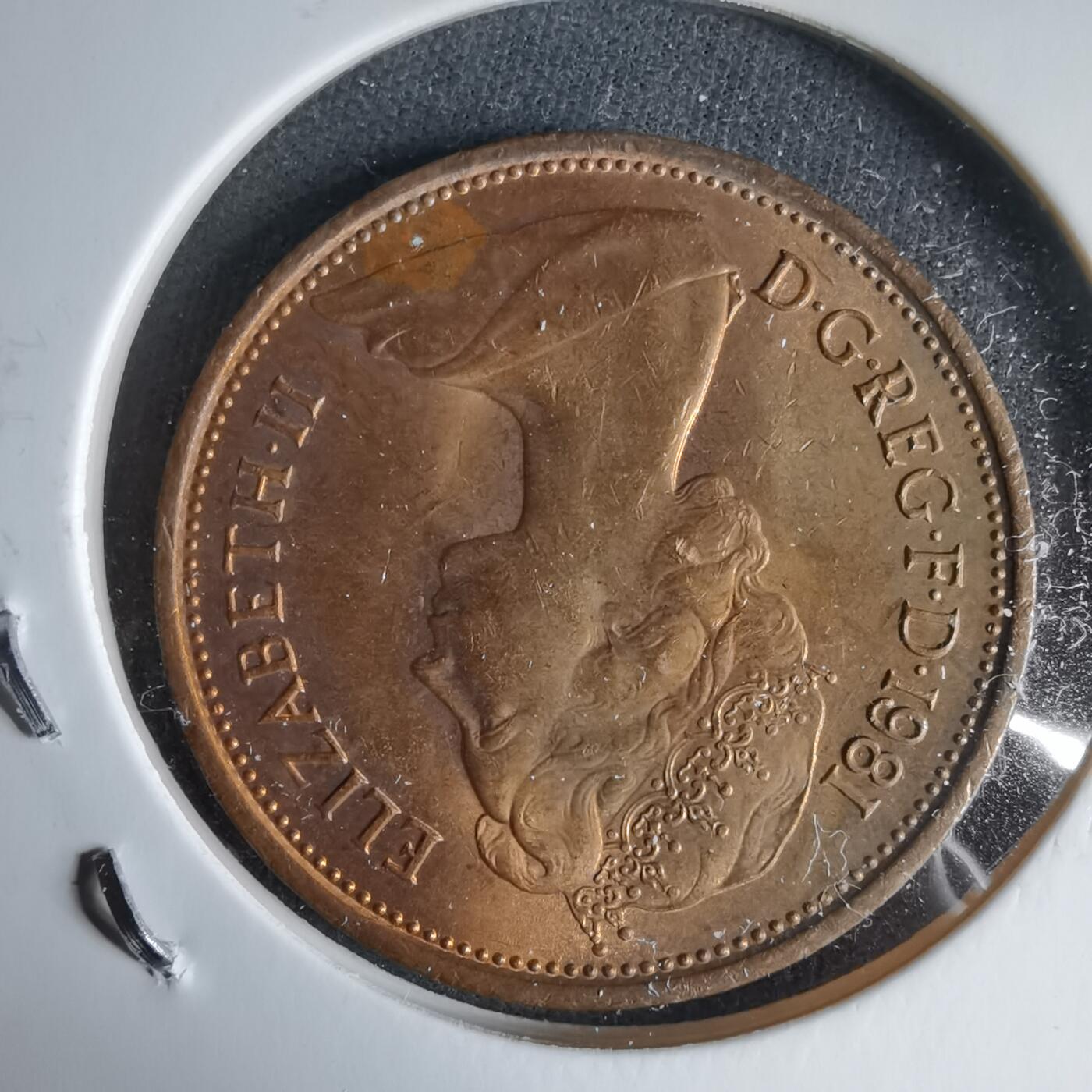 沼泽如烟--第987场 英国1981年2便士