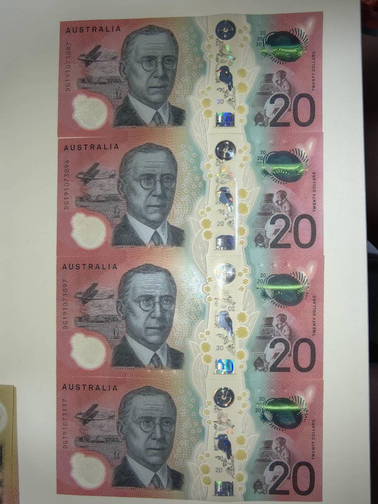 春节钱币瓷器清货捡漏拍场 澳大利亚新版明亮版20元，全新UNC4张，很漂亮