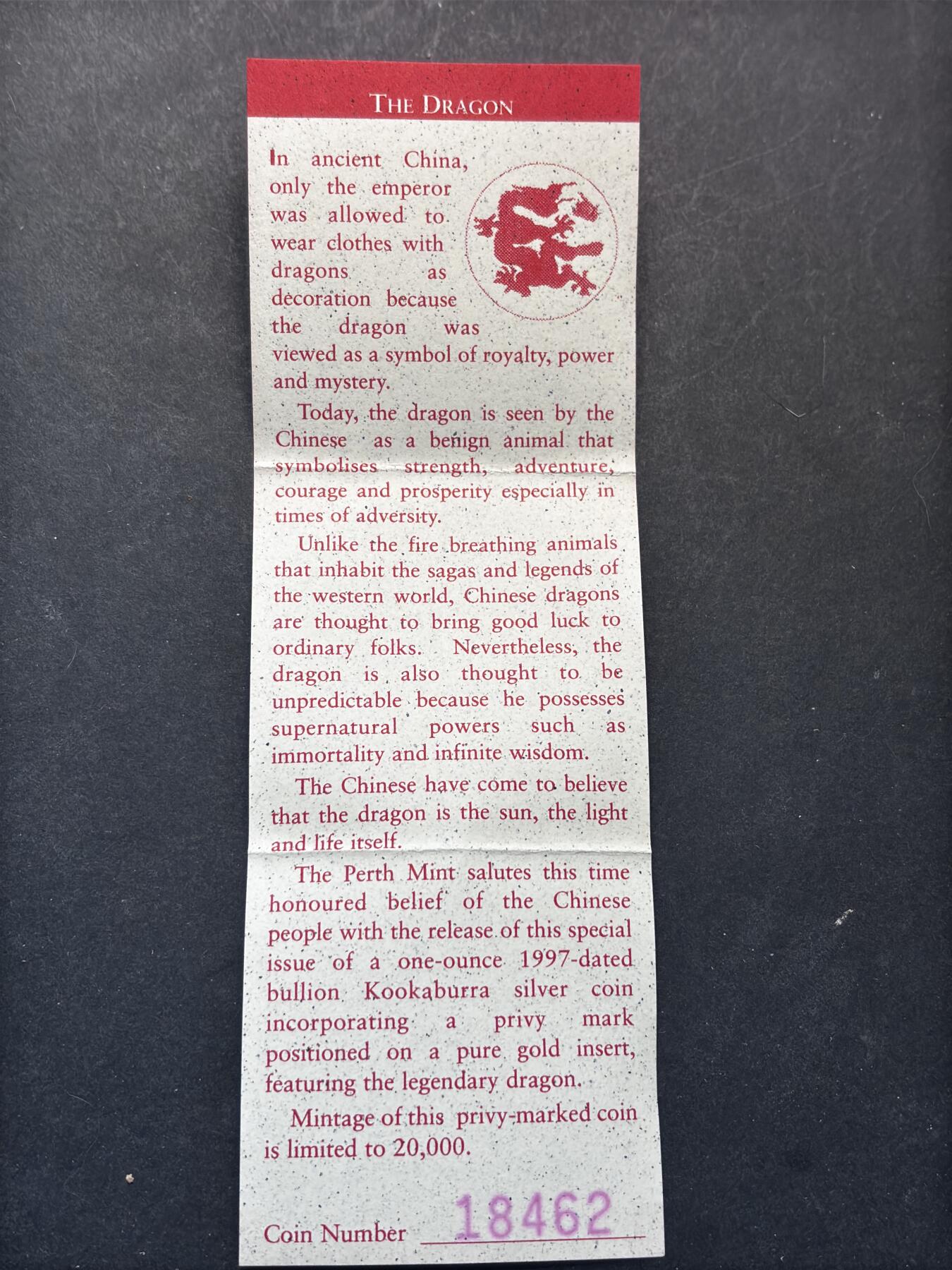 【金马踏春，泉马奔腾】2026 年新年贺岁场，（定于年初五接财神截拍）祝各位老板马到成功，马上有钱，愿岁岁平安喜乐顺遂 原盒带证书收藏 1997 年澳大利亚翠鸟系列 1 盎司大银币带 0.5 克纯银龙密印 31.635 克 999 纯银