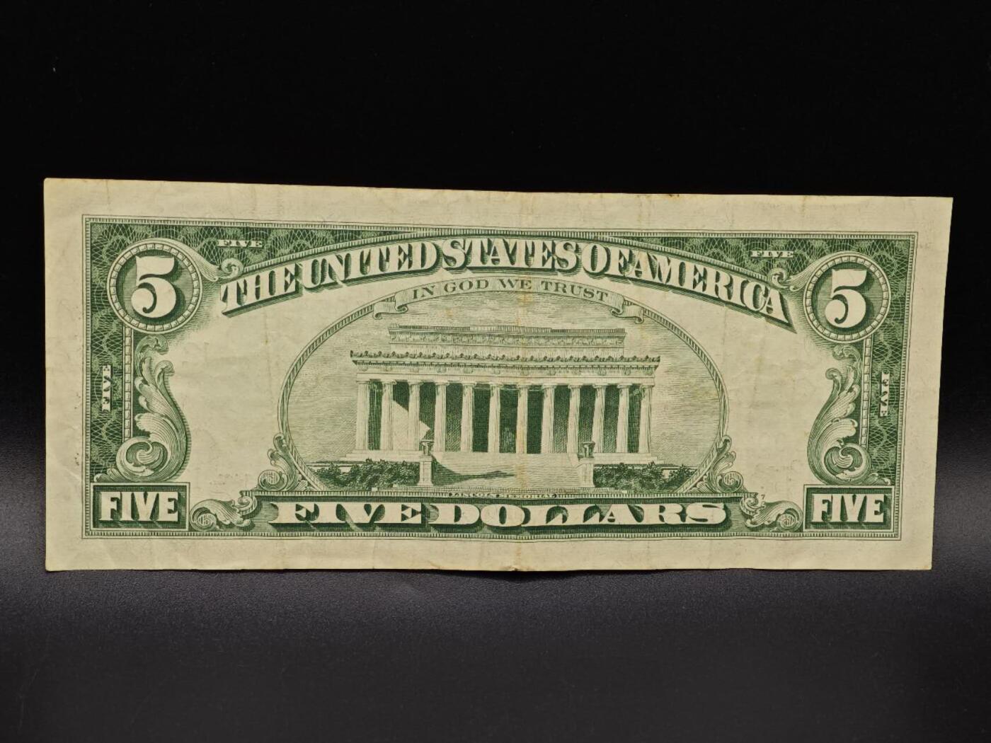 【淘币小摊】实时拍第八百六十五拍   纸币场    年前最后一周之前预留预留8号9号全部发出请更换最新收货地址不方便收货的请勿参拍或者顺丰到付 美国5美元纸币【有折】