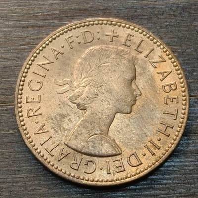 【铜匠收藏】★第147★散币专场 不寄存，30包邮。不满30元，支付5元运费。《接受代拍 代送NGC评级》 83【无寄存】1967年 英国 半便士 青年伊丽莎白二世 
