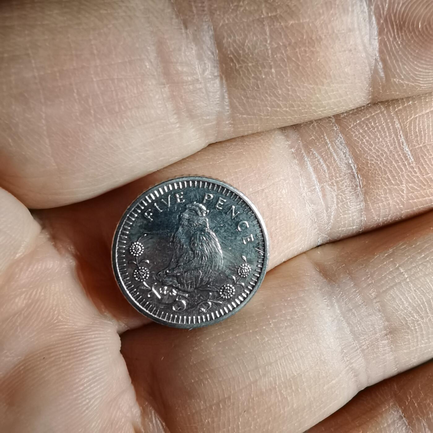 沼泽如烟--第987场 直布罗陀2003年5便士