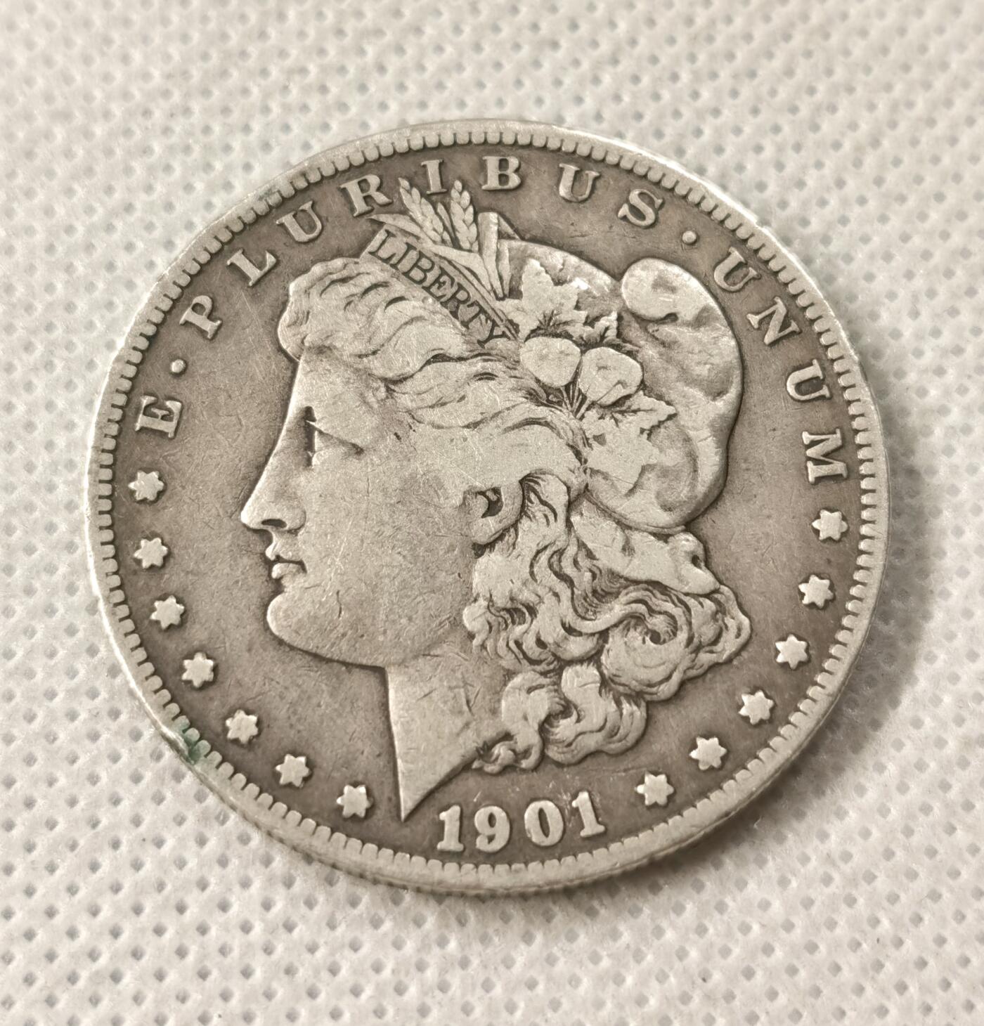 甄臻铺-世界币章拍卖（第49期）精品场拍品征集中，送拍享返佣金等优惠多多