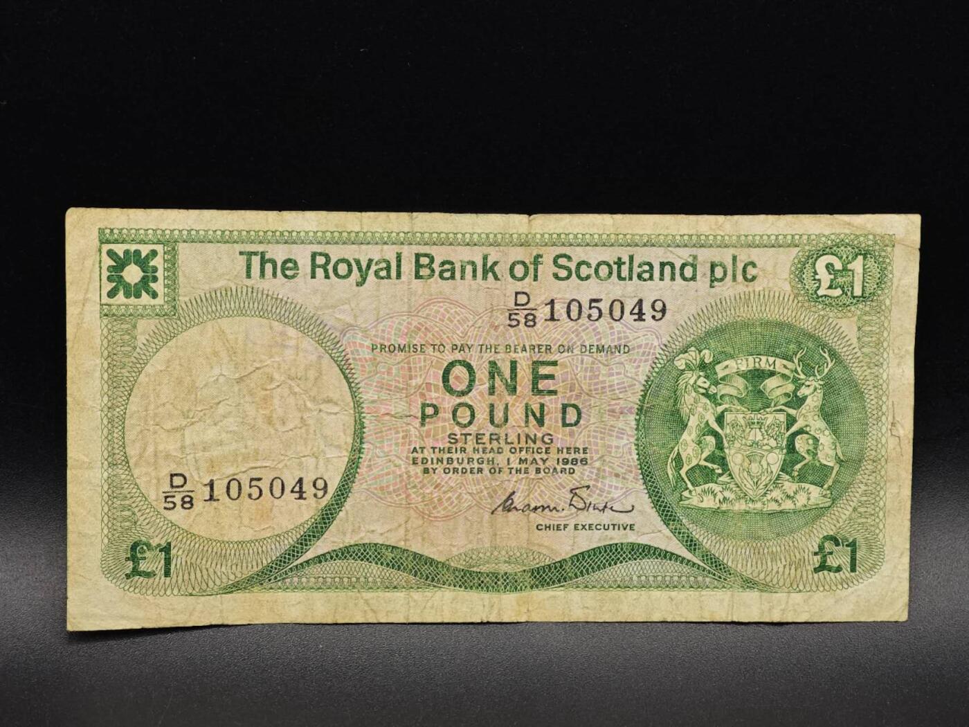 【淘币小摊】实时拍第八百六十五拍   纸币场    年前最后一周之前预留预留8号9号全部发出请更换最新收货地址不方便收货的请勿参拍或者顺丰到付 英国苏格兰皇家银行一镑纸币【有折】