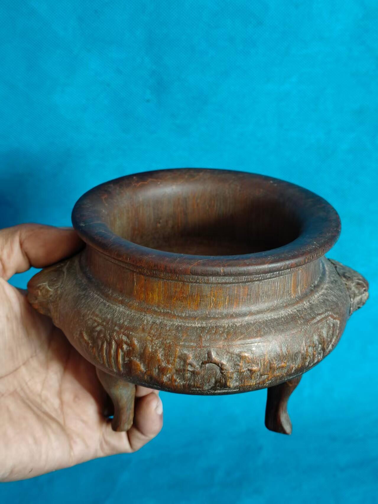 清代沉香木兽头香炉，口经12/腹经16/高11厘米，包浆浓郁厚重，完整无损，保老保真。