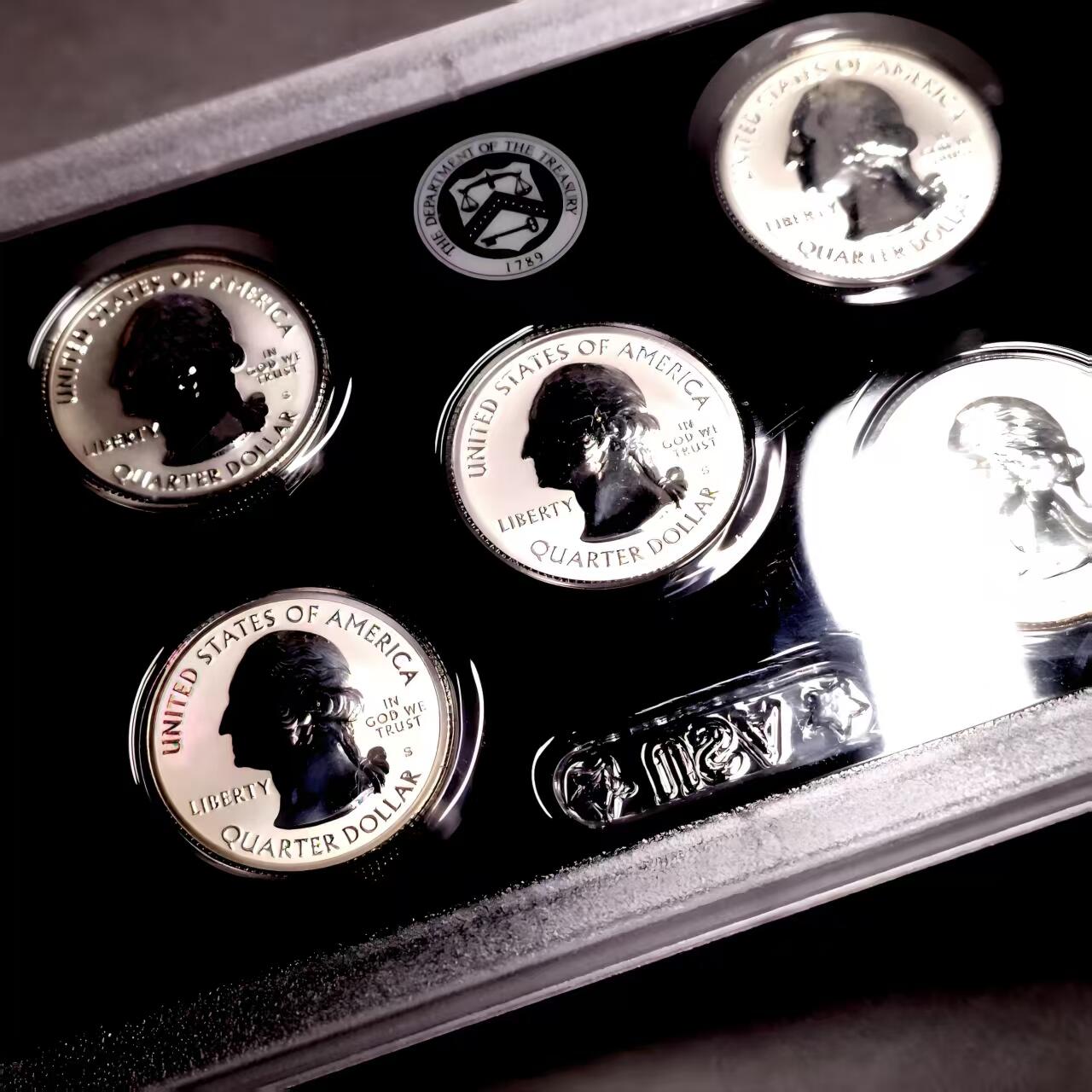 长老汇蛇年精选第九十八场拍卖 美国2018年反精制公园纪念银币5枚，国内罕见，颜值相当，工艺精湛，31.25克