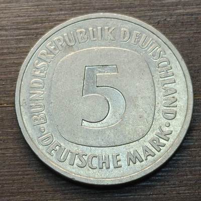 【铜匠收藏】★第147★散币专场 不寄存，30包邮。不满30元，支付5元运费。《接受代拍 代送NGC评级》 - 86【无寄存】联邦德国 1988年 5马克