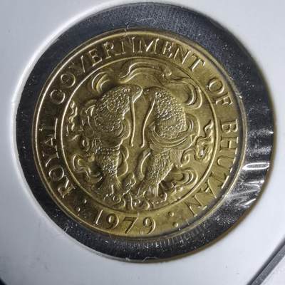 沼泽如烟--第987场 - 不丹1979年双鱼