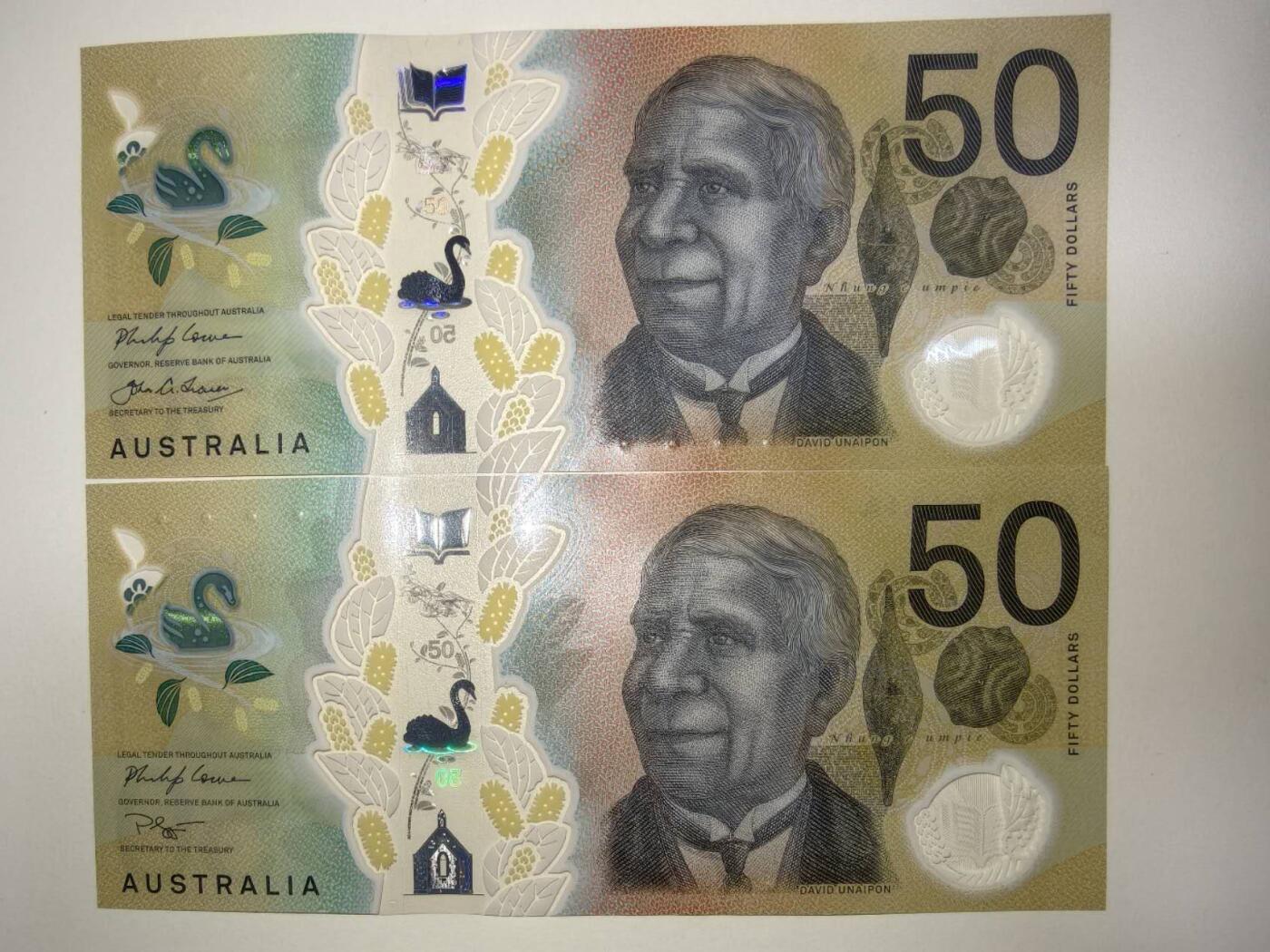春节钱币瓷器清货捡漏拍场 澳大利亚新版50元塑料钞两张，全新UNC，非常漂亮