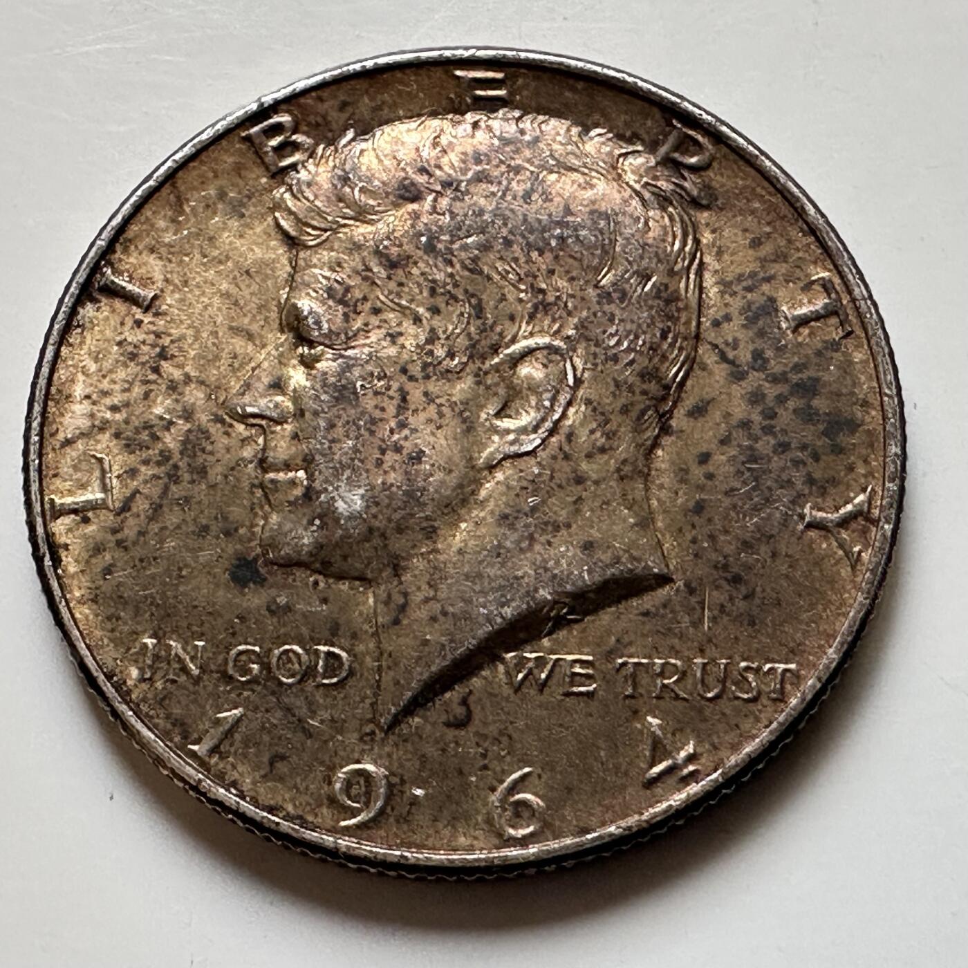 🌹外币初藏🌹🐯2026年第17场 快递将在12号停运 年前需发货的抓紧 ，年后正月十五恢复发货 美国1964年50美分银币 12.5克90%银