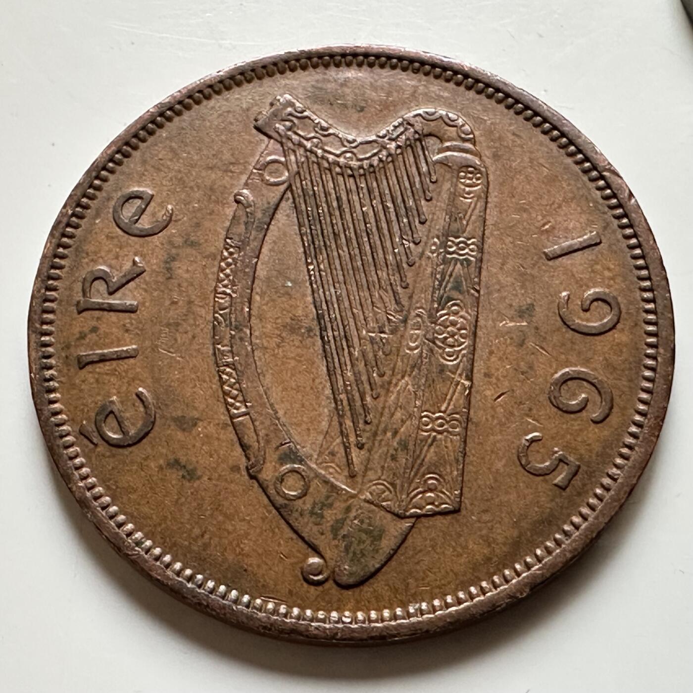 🌹外币初藏🌹🐯2026年第17场 快递将在12号停运 年前需发货的抓紧 ，年后正月十五恢复发货 爱尔兰1965年一便士