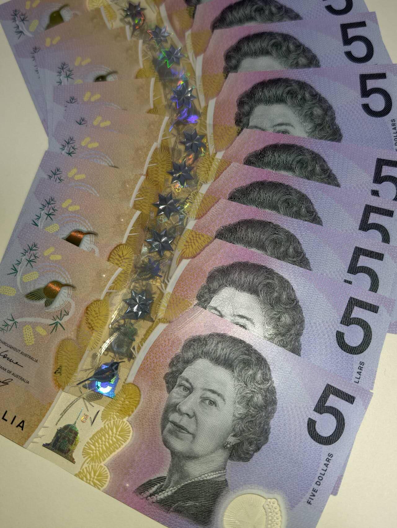 春节钱币瓷器清货捡漏拍场 澳大利亚新版明亮版5元塑料钞 全新UNC BK冠11张，部分连号