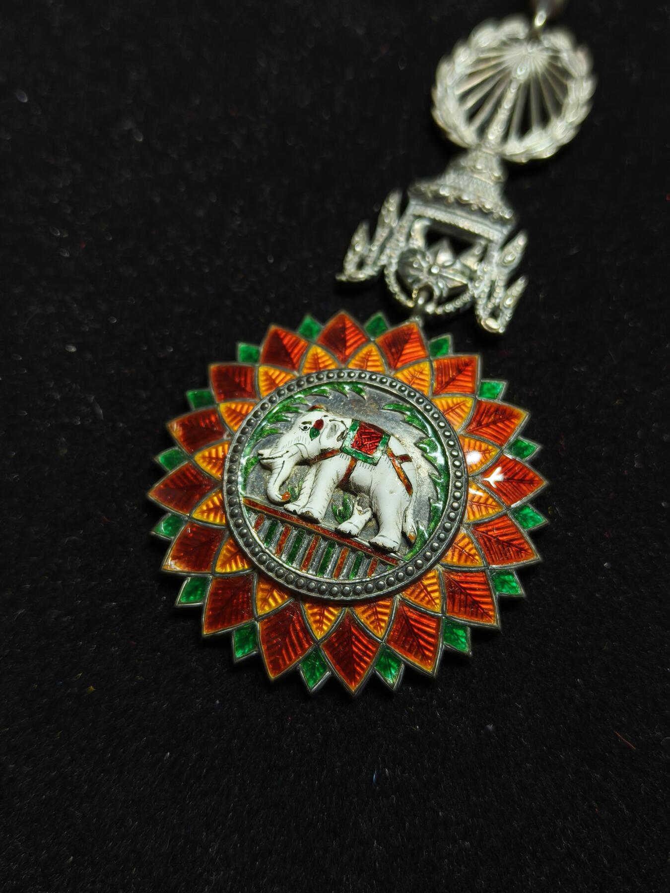 2026新年第一场  英国伦敦代工暹罗王国时期指挥官级白象勋章 早期勋章严格限制人数 非常罕见 距今一百多年珐琅保存较好