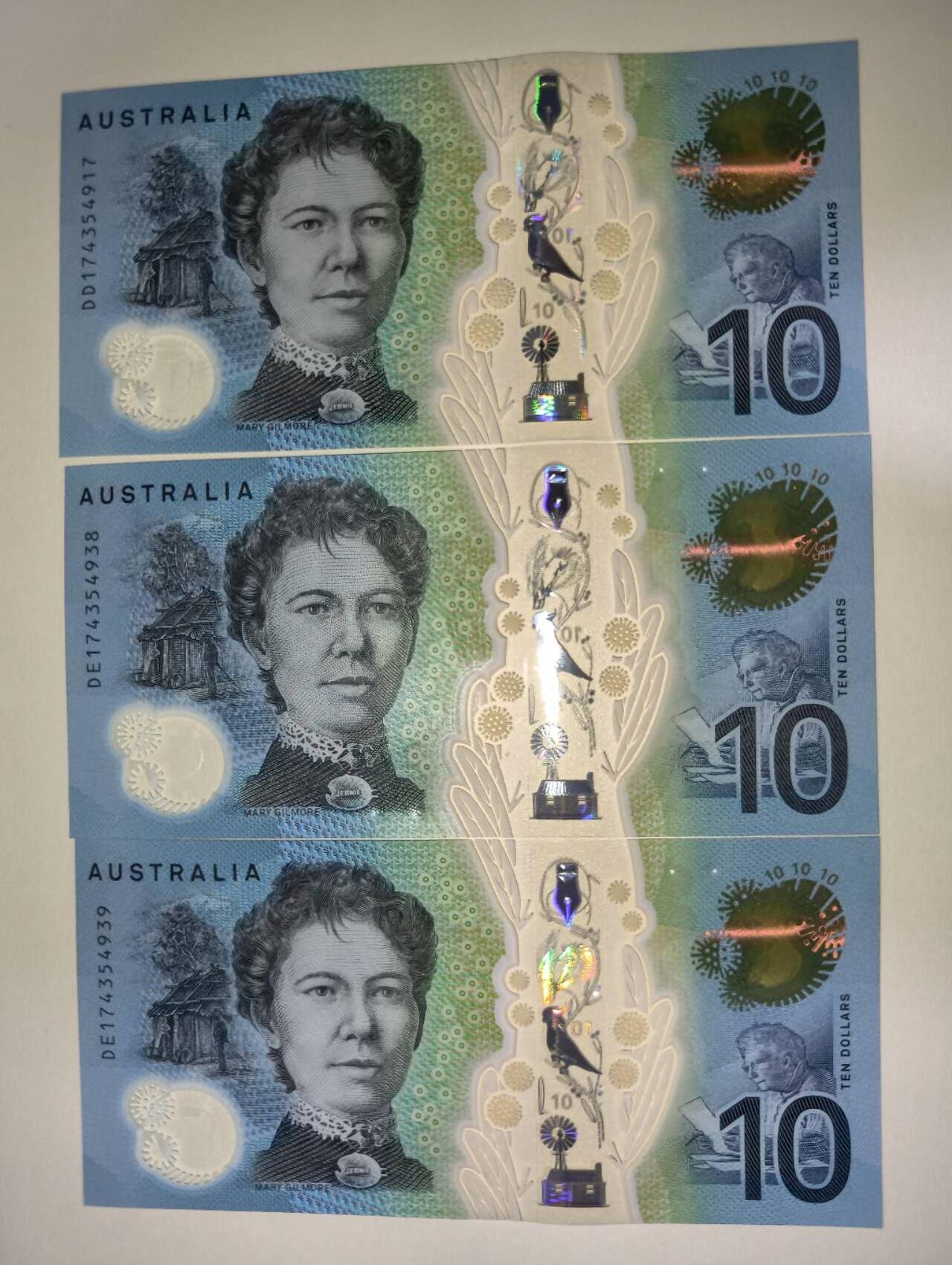 春节钱币瓷器清货捡漏拍场 澳大利亚新版明亮版10元塑料钞 全新UNC连号三张