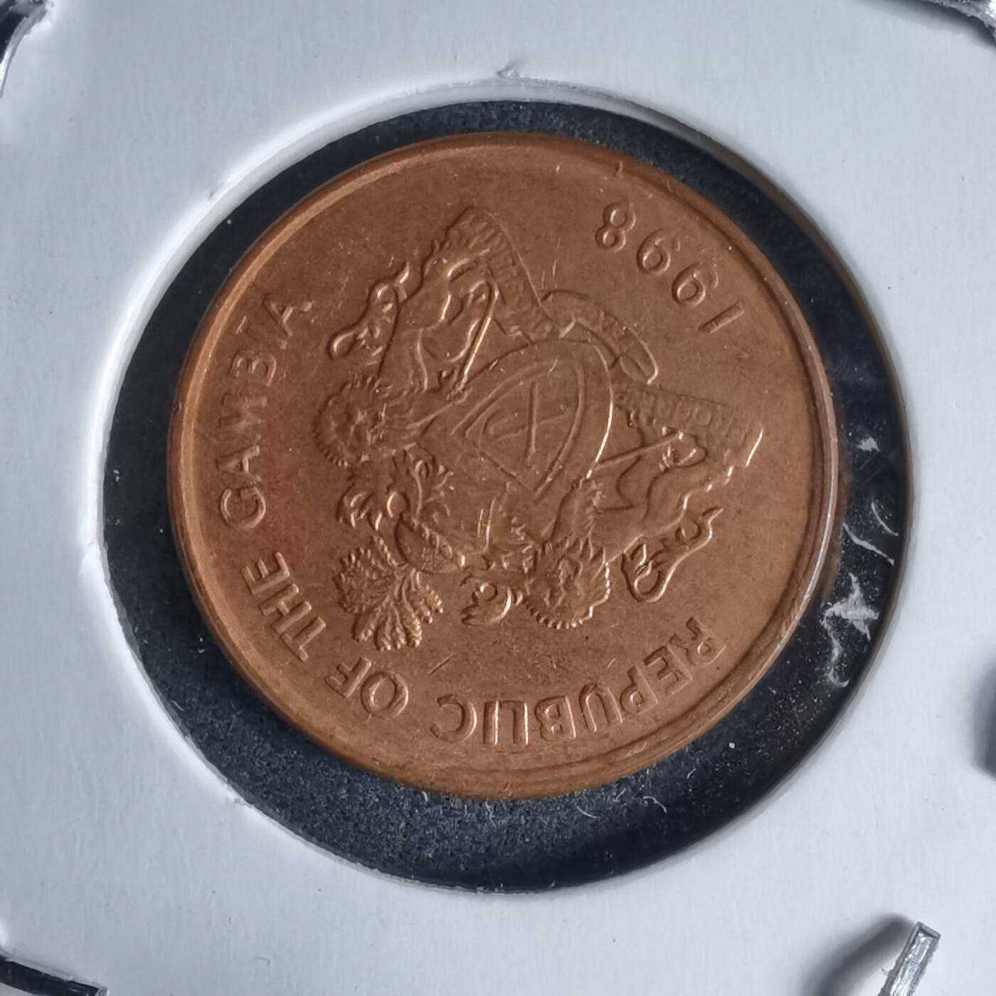 沼泽如烟--第987场 冈比亚1998年1布图