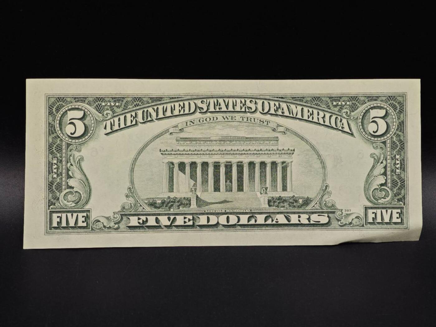 【淘币小摊】实时拍第八百六十五拍   纸币场    年前最后一周之前预留预留8号9号全部发出请更换最新收货地址不方便收货的请勿参拍或者顺丰到付 美国5美元纸币【有折】