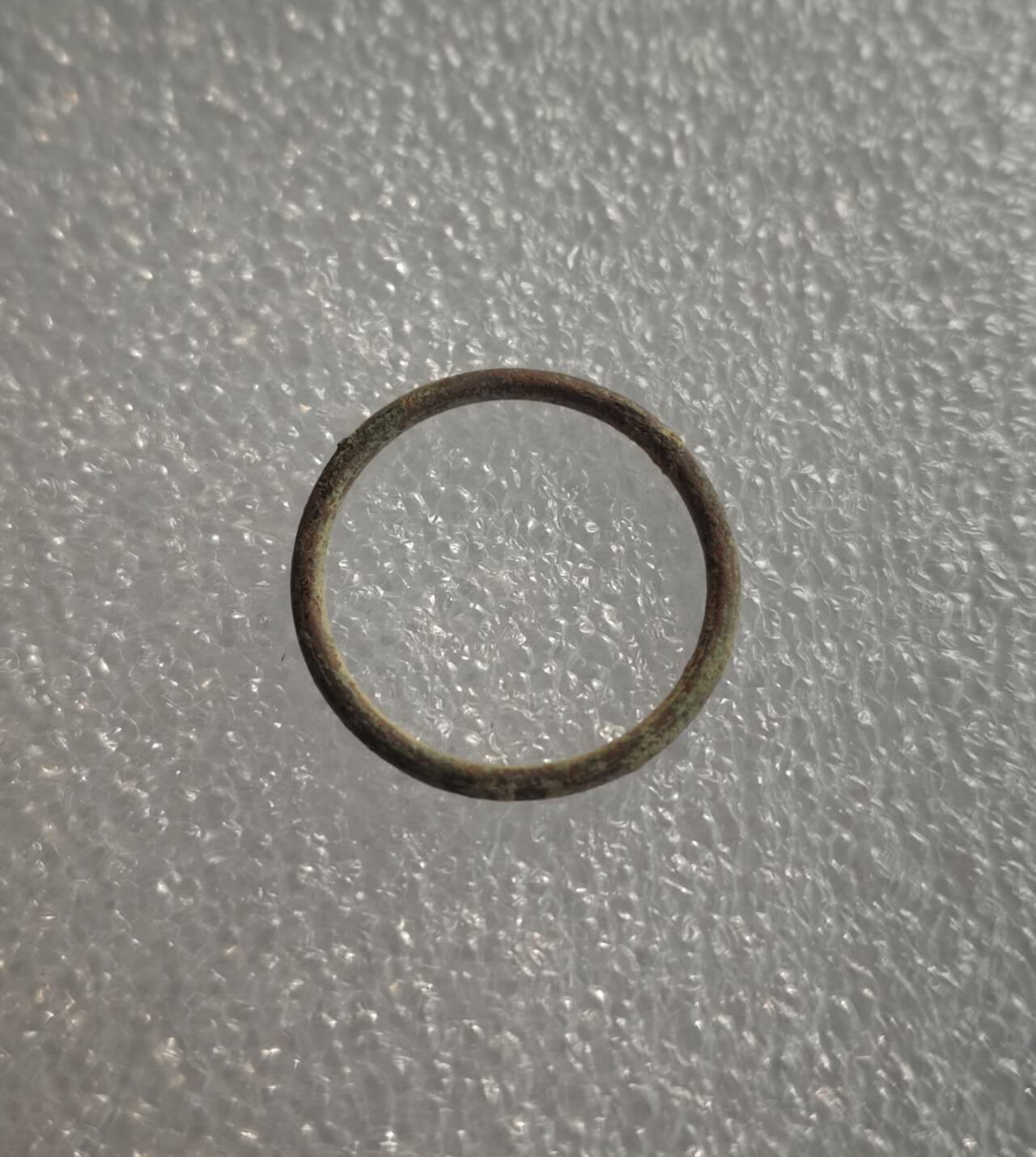 瓶子🏺第228期拍卖会  公元前6-前5世纪凯尔特人铜环币