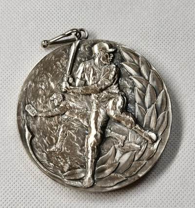 甄臻铺-世界币章拍卖（第49期）精品场拍品征集中，送拍享返佣金等优惠多多 - 日本棒球大会高浮雕纪念章 74MM  253.4克